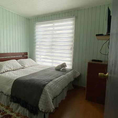 Hosteria Ensenada Puerto Puyuguapi Bagian luar foto