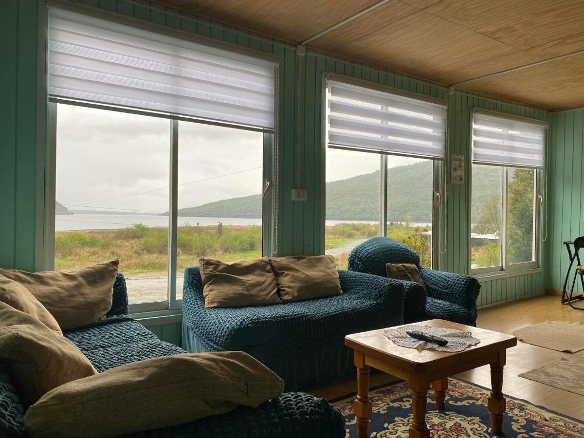 Hosteria Ensenada Puerto Puyuguapi Bagian luar foto